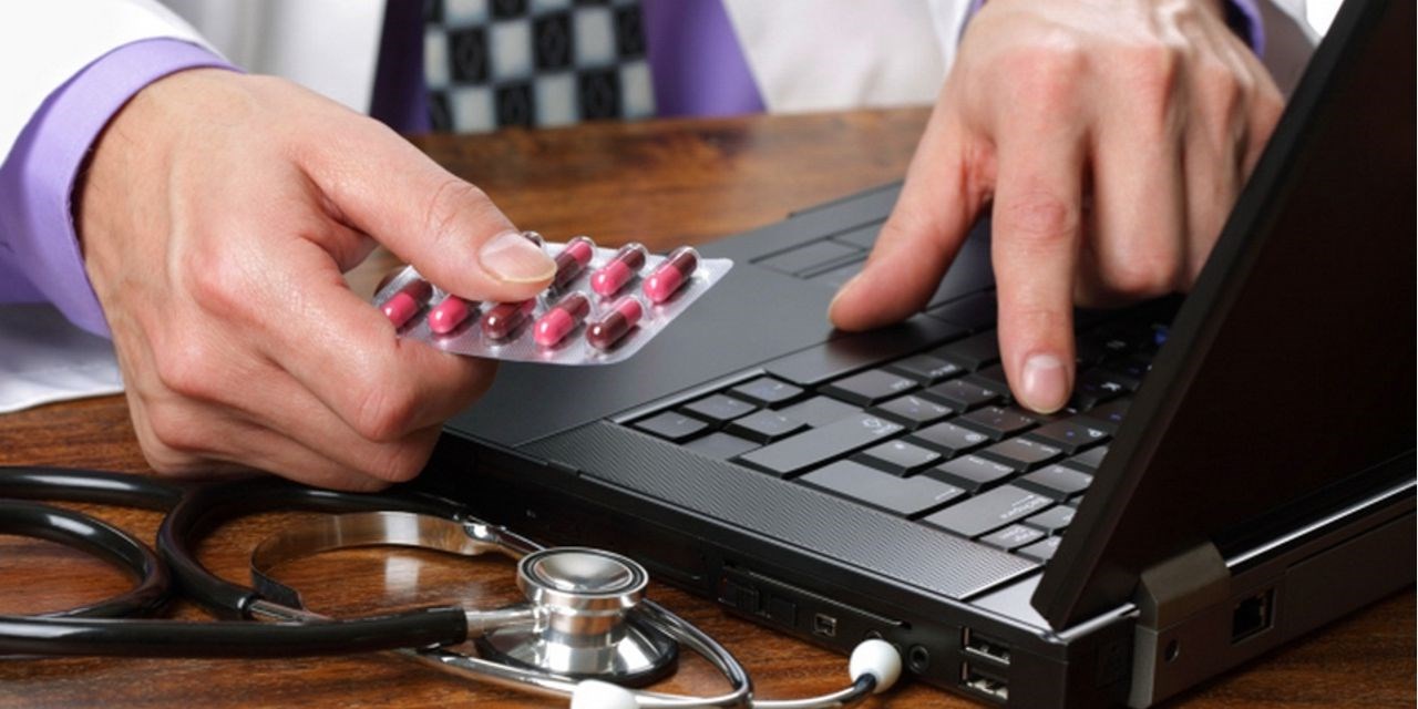 27.07.2022 В трех регионах России начнется дистанционная продажа рецептурных лекарств