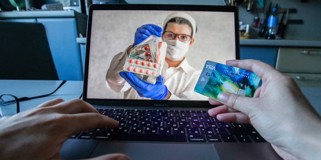 27.07.2022 Рецептурные лекарства разрешат доставлять на дом