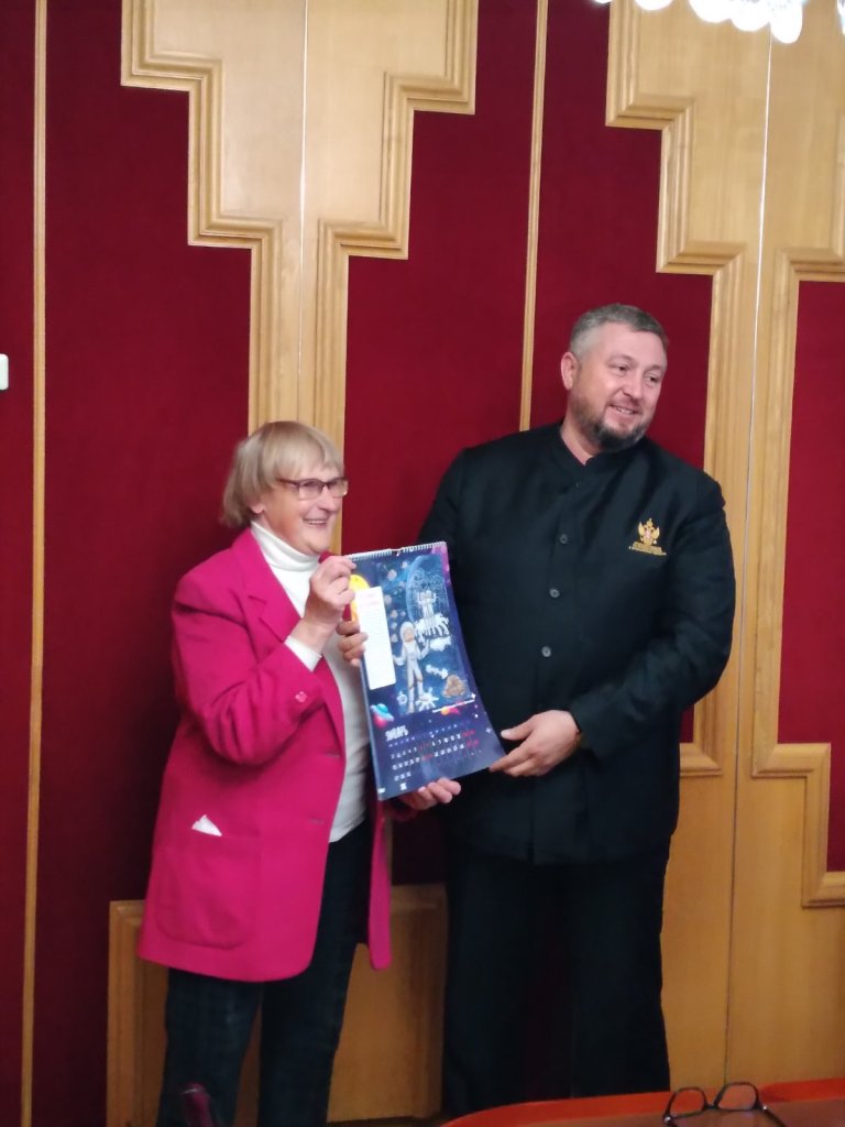 31.10.2023 Общество пациентов «Остеорус» выпустило просветительский календарь «Космос. Дети. Сила и Здоровье»