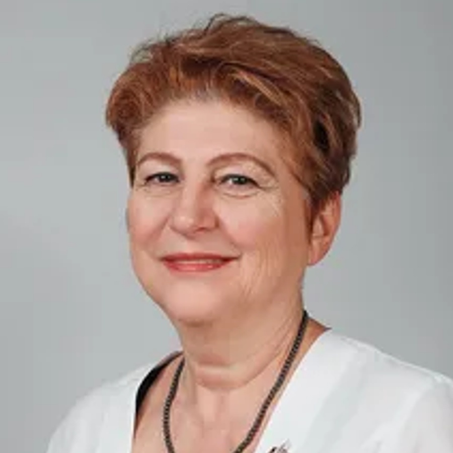 Дина Меркулова