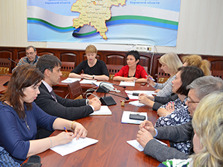 05-06.12.2013 Кировская обл. Общественный контроль: прошли заседания общественных советов