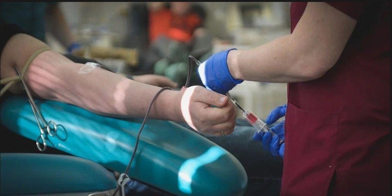 27.06.2025 Остановить кровь: пациенты с гемофилией рискуют жизнями из-за невыдачи препаратов