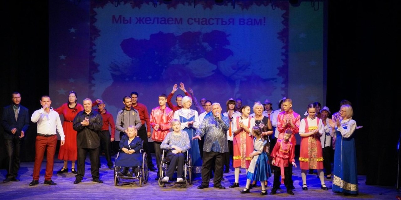 23.09.2023 Омск. Третий творческий фестиваль «Раскрой свой мир – ты не один!»