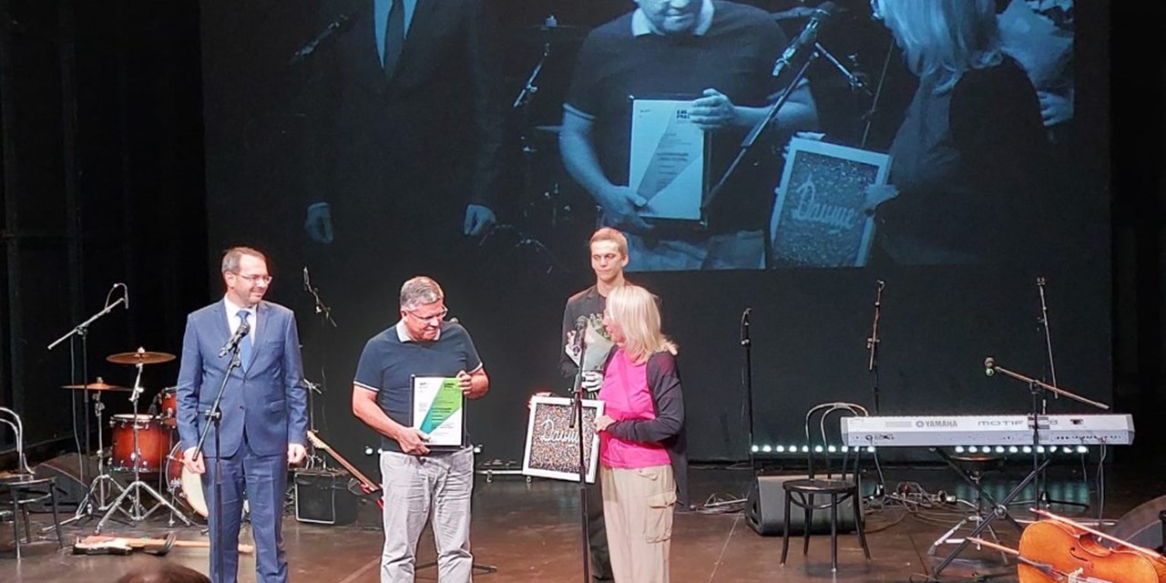 01.09.2023 «Солнечная книга» фонда «ПОДСОЛНУХ» отправилась в космос