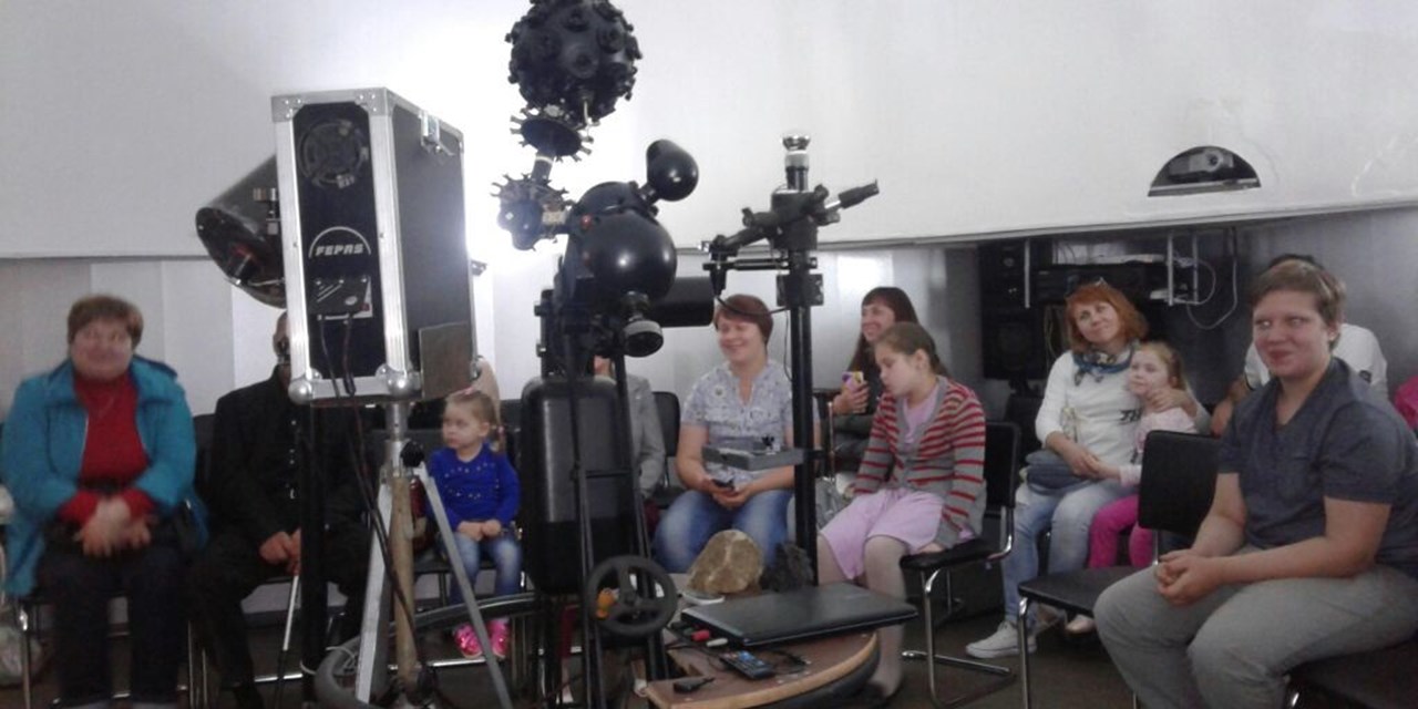 15.06.2019 Омск. Посещение планетария